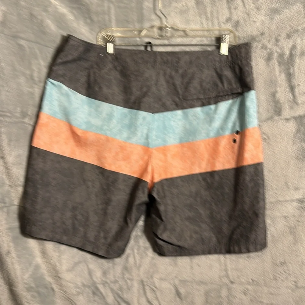 American‎ Eagle swim shorts men’s XL Men's Gray and Blue Swim Shorts no net